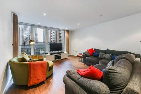 2 bedroom flat to rent, Western Gateway, Royal Docks, London, E16