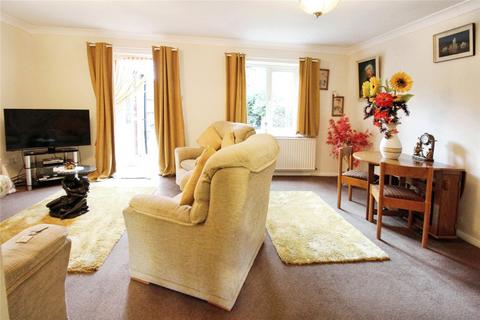 2 bedroom end of terrace house for sale, Holt Drive, Colchester, Essex, CO2
