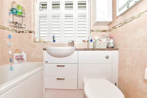 4 Monks Walk, Upper Beeding, Steyning, BN44 3HR