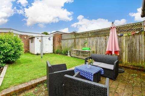 4 Monks Walk, Upper Beeding, Steyning, BN44 3HR