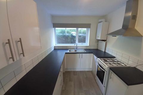 2 bedroom flat to rent, Hamsterley Crescent DH1 5SS