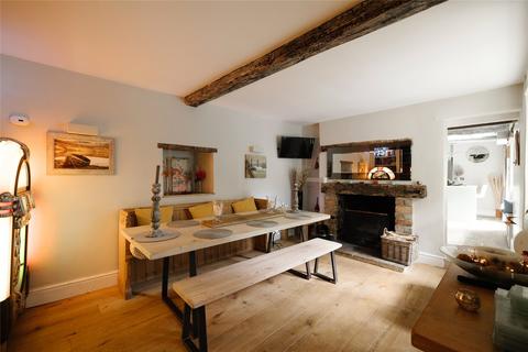 undefined, Lower High Street, Burford, Oxfordshire, OX18