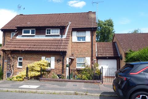 21 Fieldfare, Stevenage, SG2 9NJ