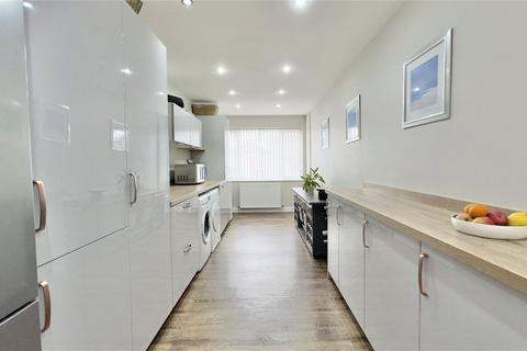 4 Brook Walk, Wirral, CH61 4YN