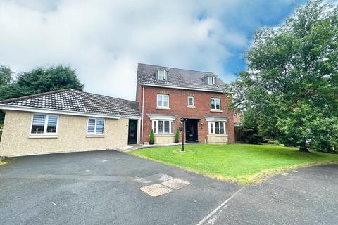 5 bedroom detached house for sale, Luggieburn Walk, Coatbridge ML5