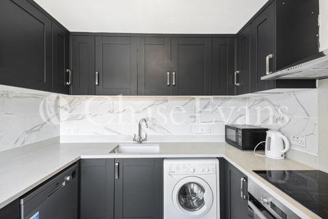 2 bedroom apartment to rent, Langbourne Place, Isle of Dogs, Docklands E14
