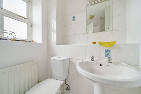 82 Bennett Crescent, Cowley, Oxford, OX4 2UW