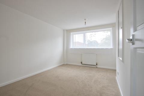 8 School Road, Monkton Heathfield, Taunton, TA2 8PB