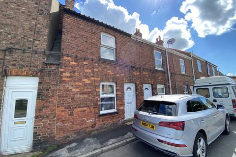 2 bedroom terraced house to rent, Hornsea Road, Aldbrough HU11