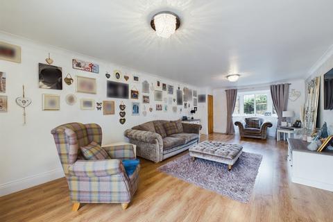 5 Tan Pits Close, Astley, Manchester, M29 7FG