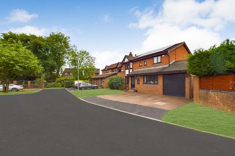 4 bedroom detached house for sale, Tan Pits Close, Manchester M29