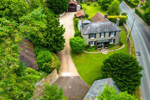 5 bedroom detached house for sale, Stane Street, Codmore Hill, Pulborough, West Sussex