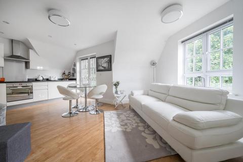 2 bedroom flat for sale, High Wycombe,  Buckinghamshire,  HP13