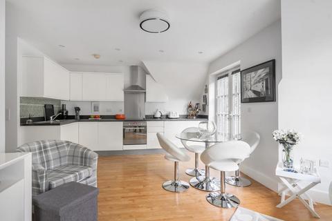 2 bedroom flat for sale, High Wycombe,  Buckinghamshire,  HP13