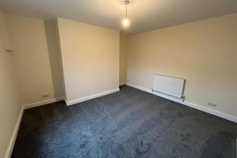 2 bedroom terraced house to rent, High Grange, Crook, DL15