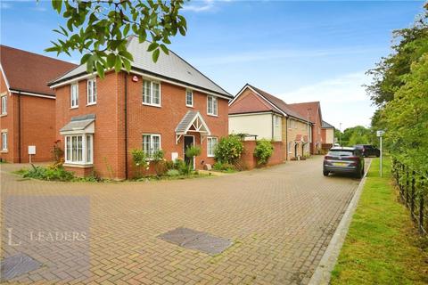 3 bedroom detached house for sale, Woodpecker Close, Halstead, Essex