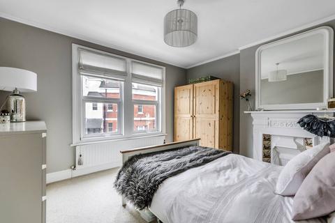 2 bedroom flat to rent, Thurlow Park Road, West Dulwich, London, SE21
