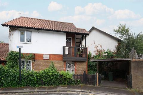 1 bedroom flat for sale, Minerva Close, Oval, London, SW9