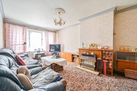 3 bedroom maisonette for sale, Lubbock Street, Peckham, London, SE14