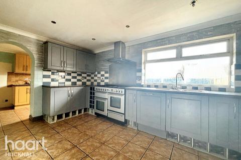 29 Howick Drive, Nottingham, NG6 7FQ