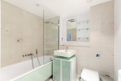 1 bedroom flat for sale, Harlequin Court, Covent Garden, London, WC2E