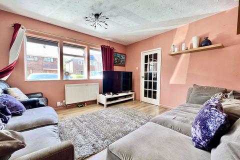 3 bedroom semi-detached house for sale, Montague Avenue, Luton LU4