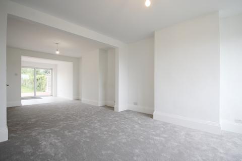 9 Fernlea Road, Marston, Northwich, CW9 6DN