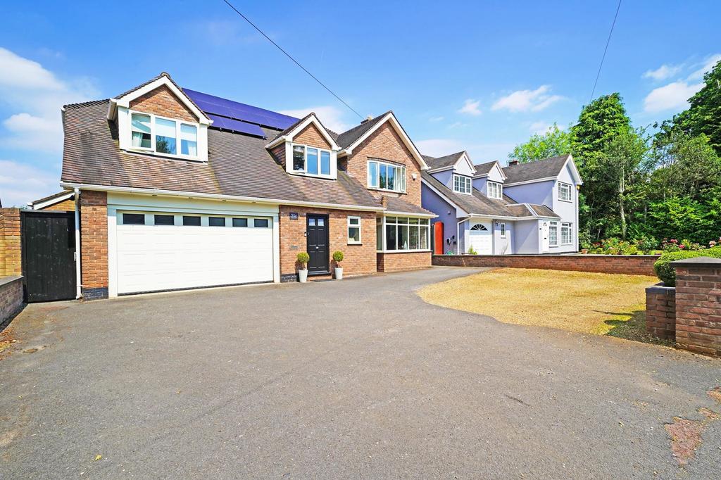 Hampton Lane, Solihull, B91 4 bed detached house for sale £1,000,000
