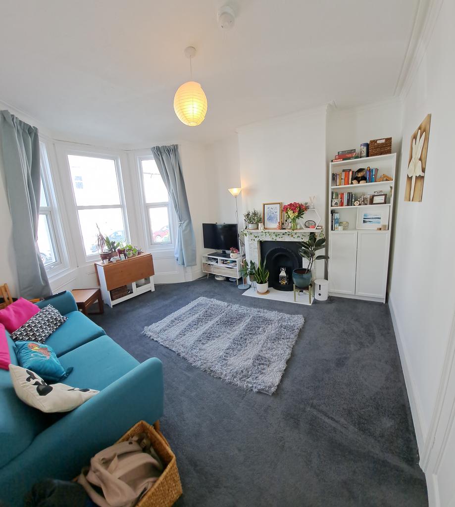 Goldstone Road, Hove BN3 1 bed flat to rent £1,200 pcm (£277 pw)