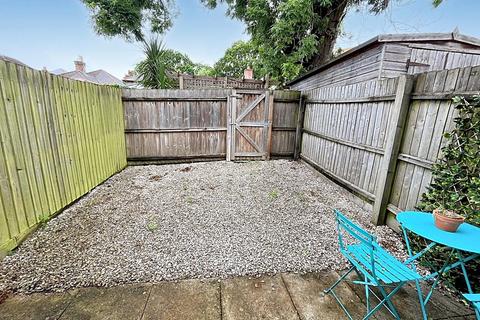 10 Chalice Close, Parkstone, Poole, BH14 0JS