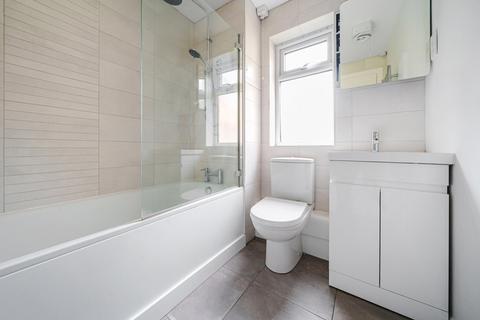 9 Mountbatten Gardens, Beckenham, BR3 3TJ