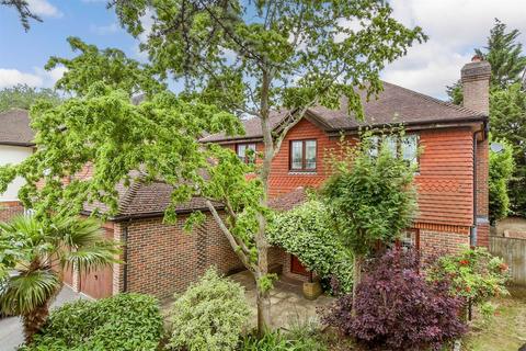 4 bedroom detached house for sale, Weaver Close, Croydon, Surrey