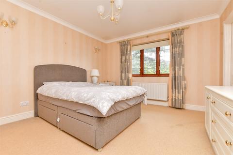 9 Weaver Close, Croydon, CR0 5TS