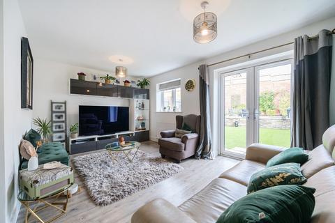 4 Berwick Close, Binfield, Bracknell, RG42 4JD