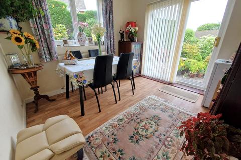 1 Golden Joy, Crediton, EX17 1EA