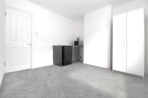 3 bedroom terraced house for sale, Union Street, Old Town, Swindon, Wiltshire, SN1