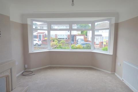 3 bedroom semi-detached house to rent, Huyton, Liverpool L36