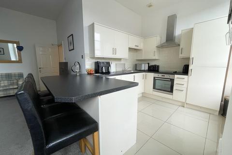 1 bedroom flat for sale, High Street, Tenby, Pembrokeshire, SA70