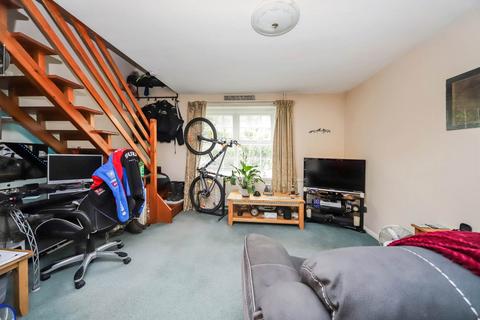 1 bedroom cluster house for sale, Hunters Close, Tring