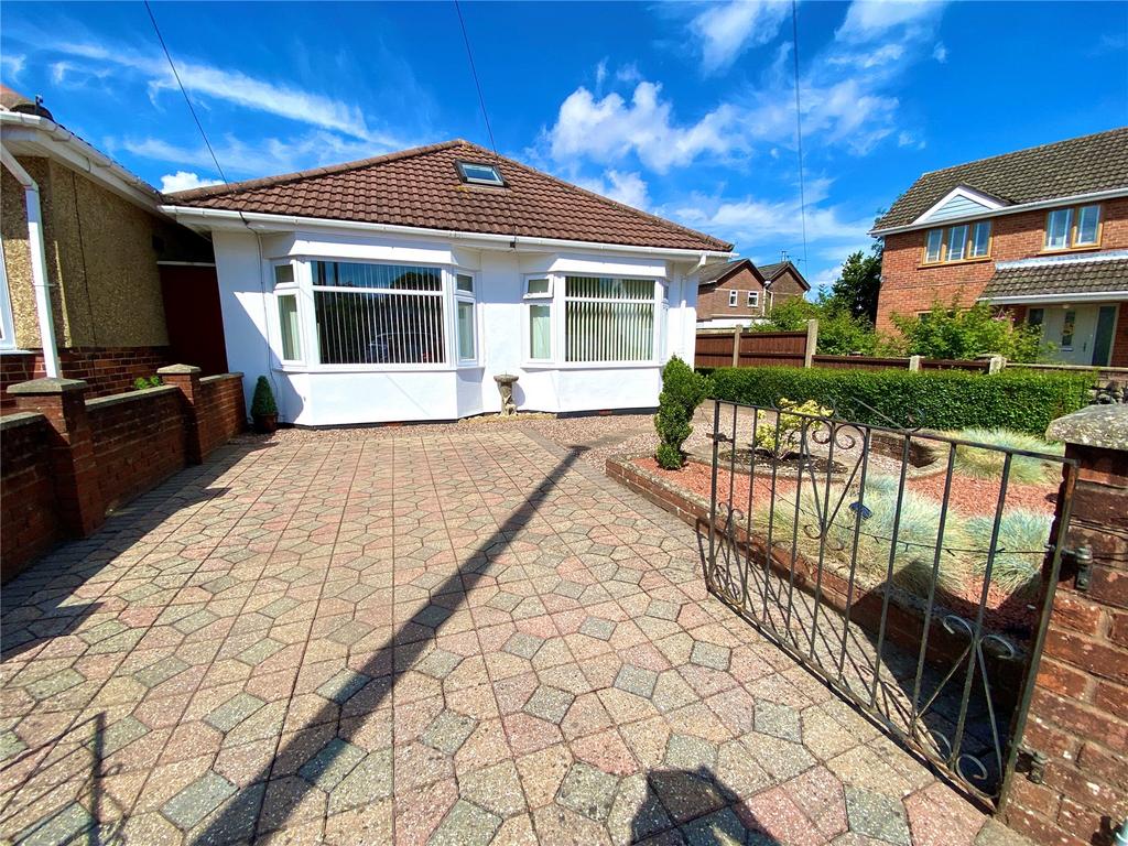 Walliscott Road, Wallisdown... 2 bed bungalow for sale £340,000