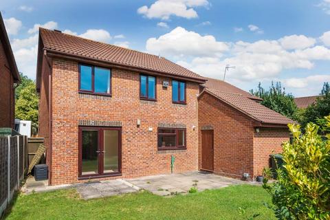 4 bedroom detached house for sale, Banbury,  Oxfordshire,  OX16