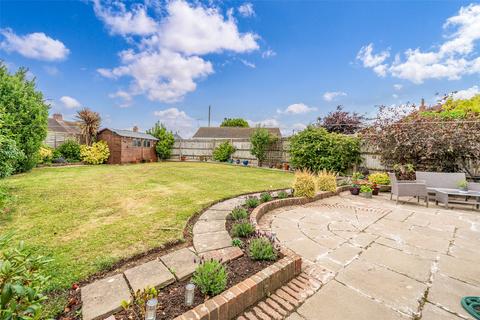 3 bedroom semi-detached house for sale, Littlehampton Road, Worthing, West Sussex, BN13