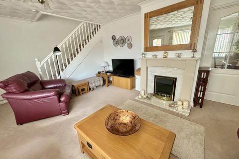 16 Maes Rhosyn, Pontardawe, Swansea, SA8 3HT