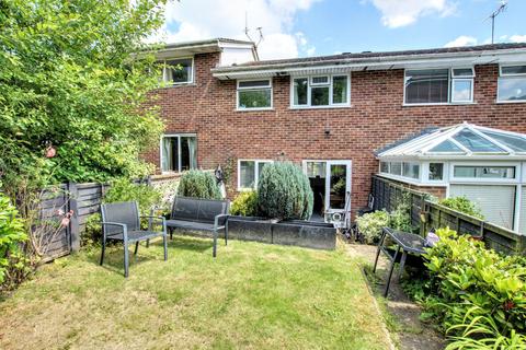 3 bedroom terraced house for sale, Duncton Close, Haywards Heath, RH16