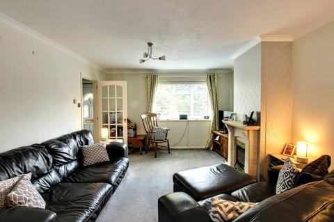 3 bedroom terraced house for sale, Duncton Close, Haywards Heath, RH16