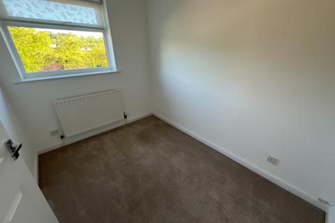 42 Ravens Way, Burton-on-trent, DE14 2JS