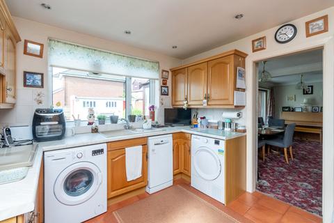 3 bedroom semi-detached house for sale, Walmesley Road, Eccleston, WA10