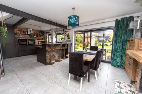 26 Bampton Road, Llanrumney, Cardiff, CF3 5SE