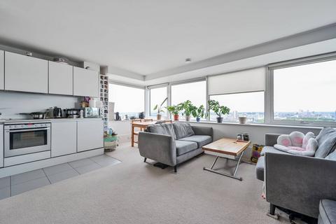 2 bedroom flat to rent, Aragon Tower, Deptford, London, SE8