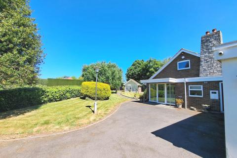 4 bedroom detached bungalow for sale, Bretby, Nr Burton upon Trent, DE15